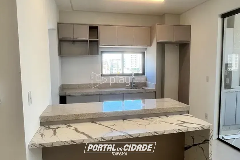 Apartamento &agrave; venda - 87m&sup2; - Meia Praia
