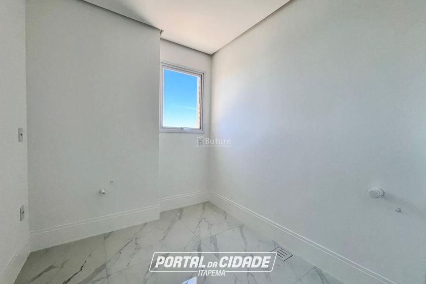 Apartamento &agrave; venda - 190m&sup2; - Centro