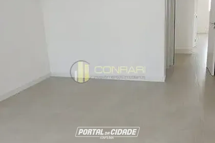 Apartamento &agrave; venda - 128m&sup2; - Meia Praia