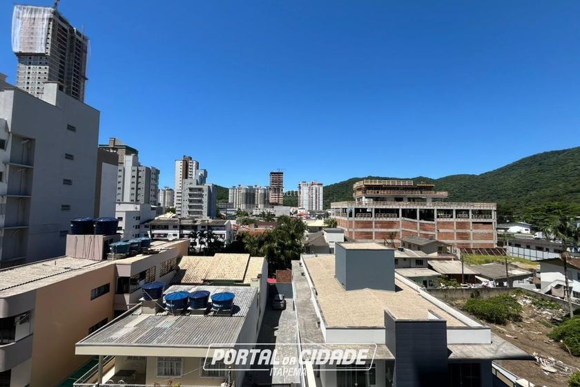 Apartamento &agrave; venda - 118m&sup2; - Centro