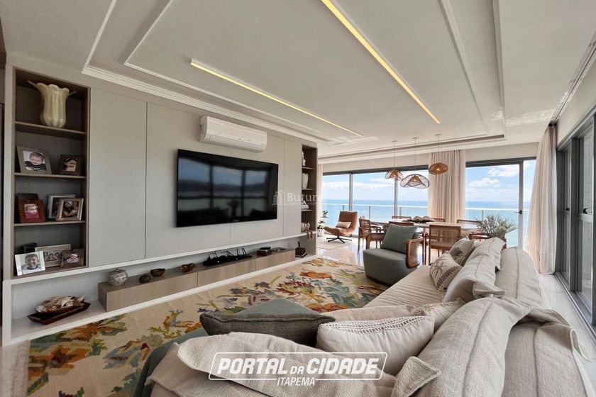 Apartamento &agrave; venda - 166m&sup2; - Meia Praia