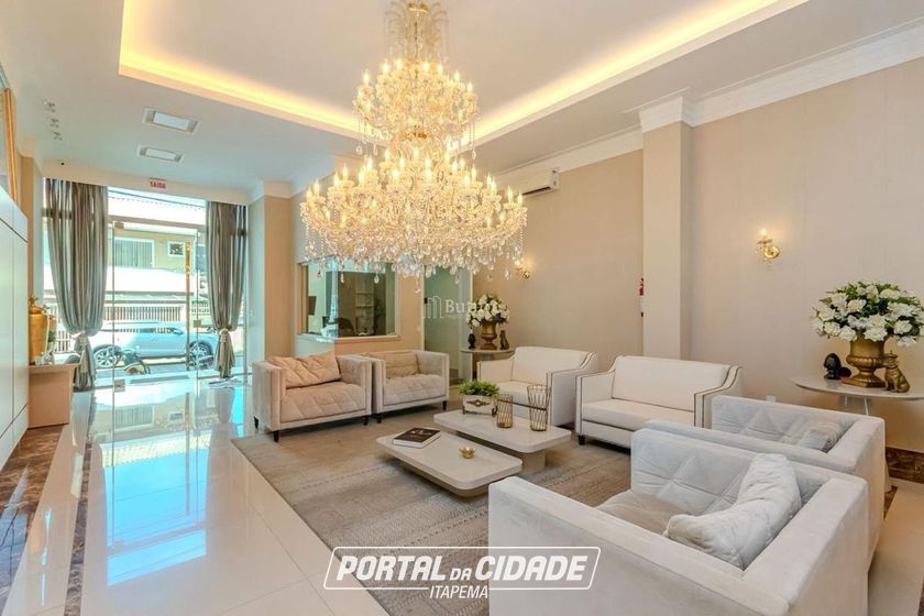 Apartamento &agrave; venda - 135m&sup2; - Meia Praia