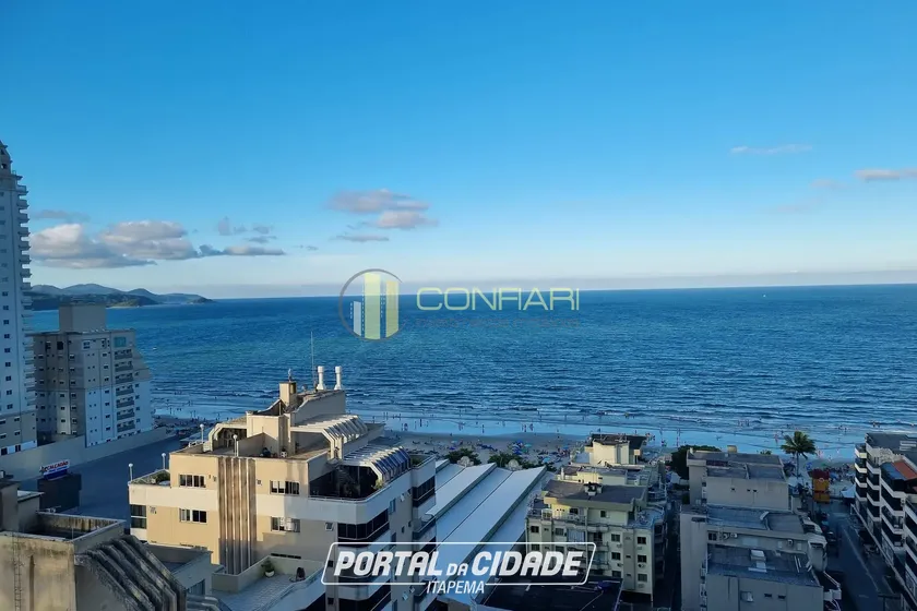 Apartamento &agrave; venda - 207m&sup2; - Meia Praia