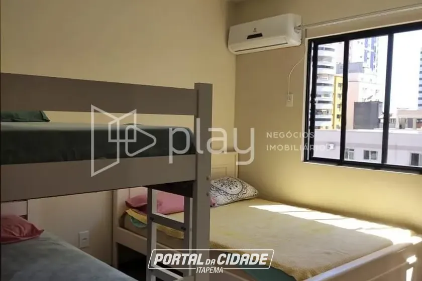 Apartamento &agrave; venda - 95m&sup2; - Meia Praia