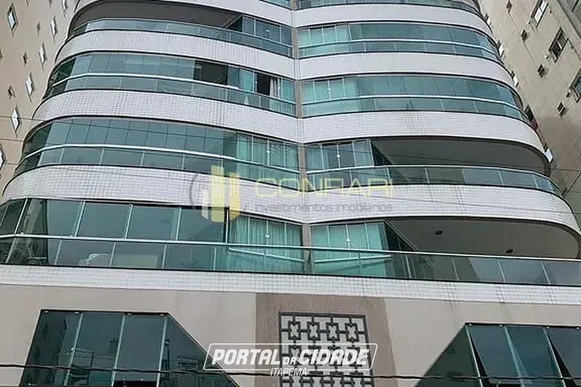 Apartamento &agrave; venda - 144m&sup2; - Meia Praia