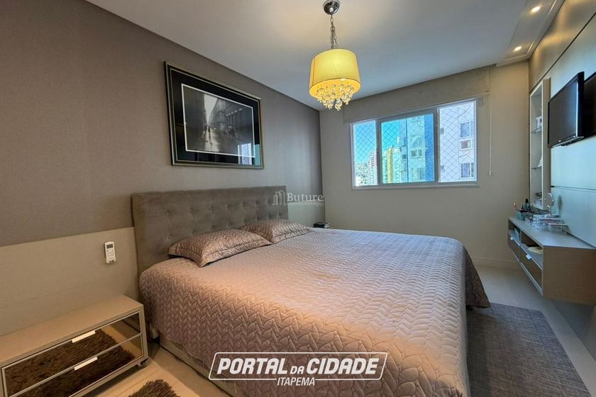 Apartamento &agrave; venda - 130m&sup2; - Centro