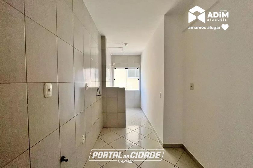 Apartamento para alugar - 65m&sup2; - Tabuleiro