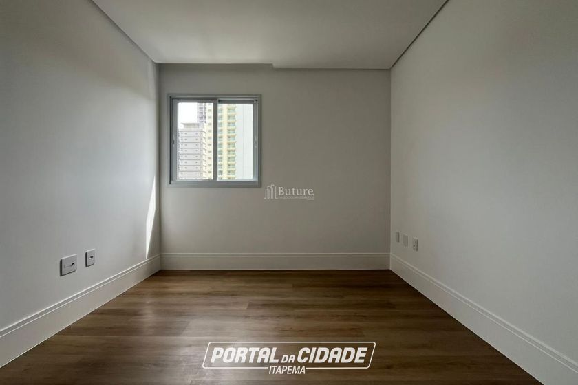 Apartamento &agrave; venda - 243m&sup2; - Canto da Praia