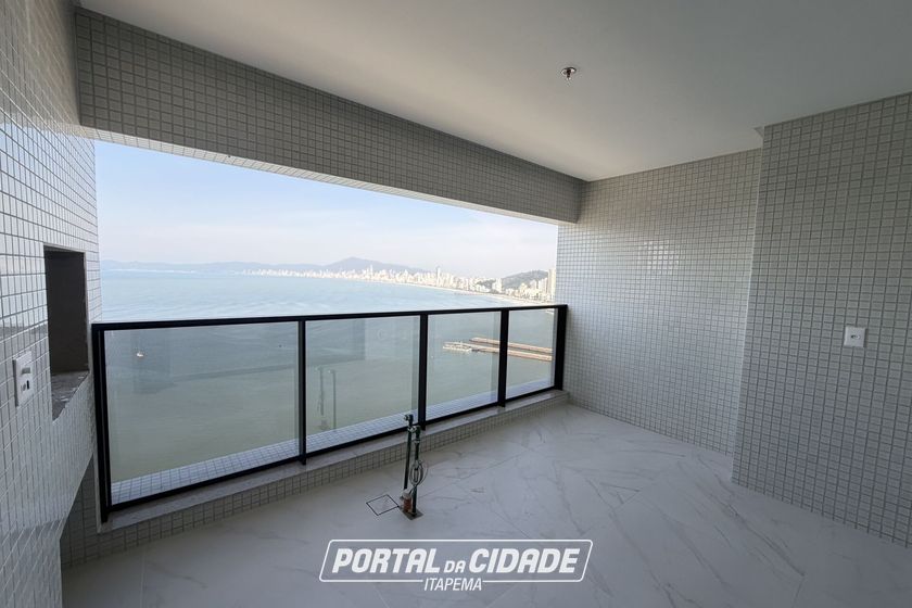 Apartamento &agrave; venda - 178m&sup2; - Centro