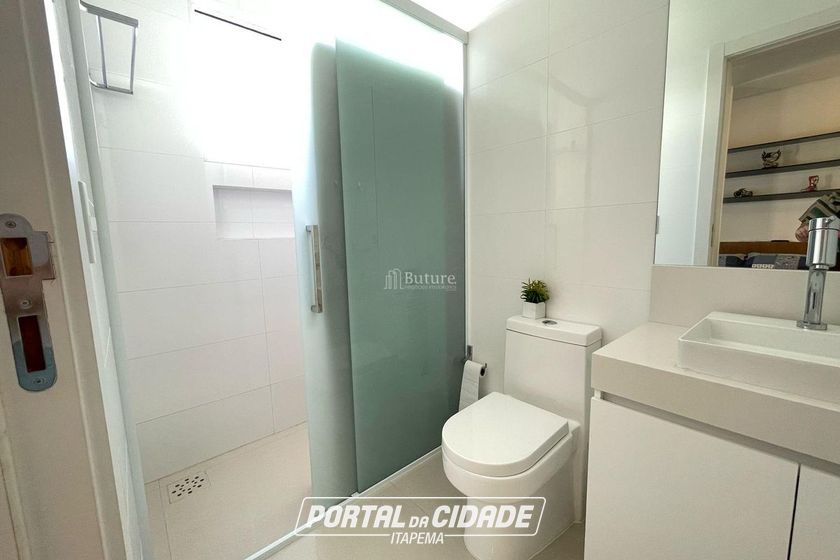 Apartamento &agrave; venda - 193m&sup2; - Meia Praia