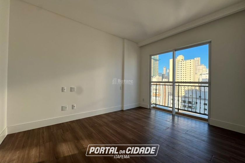 Apartamento &agrave; venda - 123m&sup2; - Centro