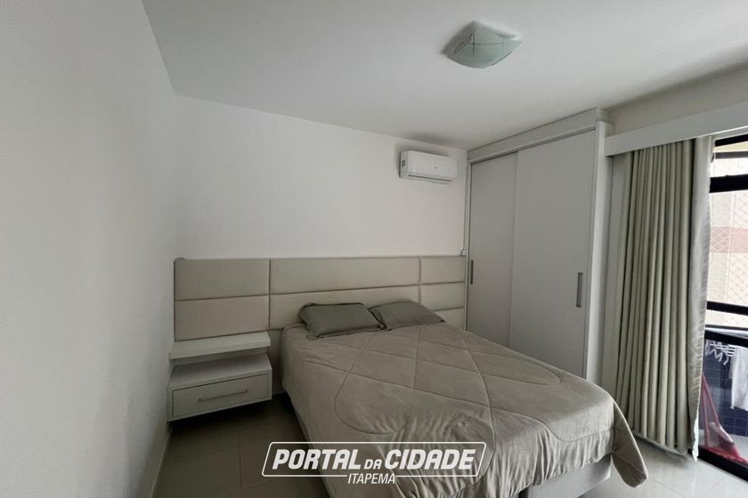 Apartamento para alugar - Meia Praia