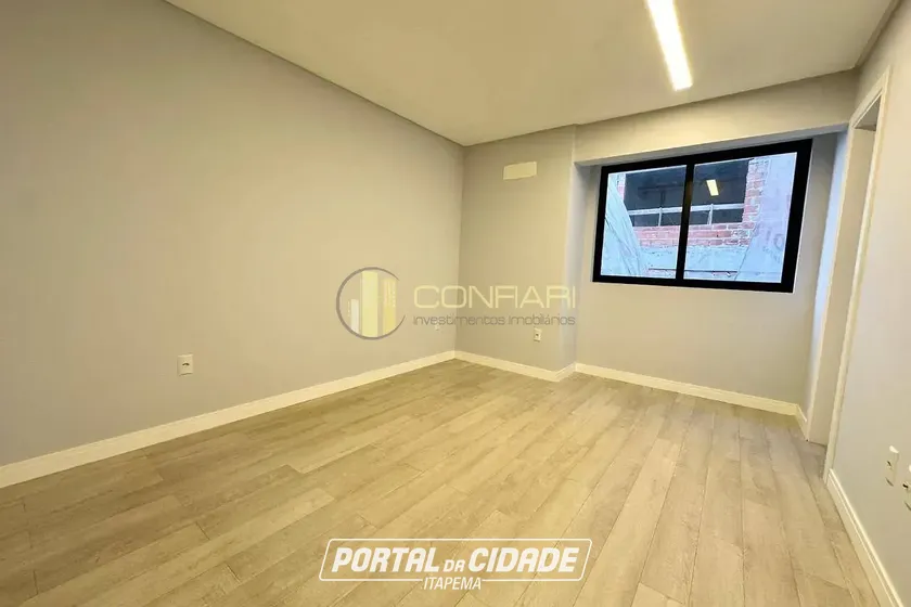 Apartamento &agrave; venda - 86m&sup2; - meia praia