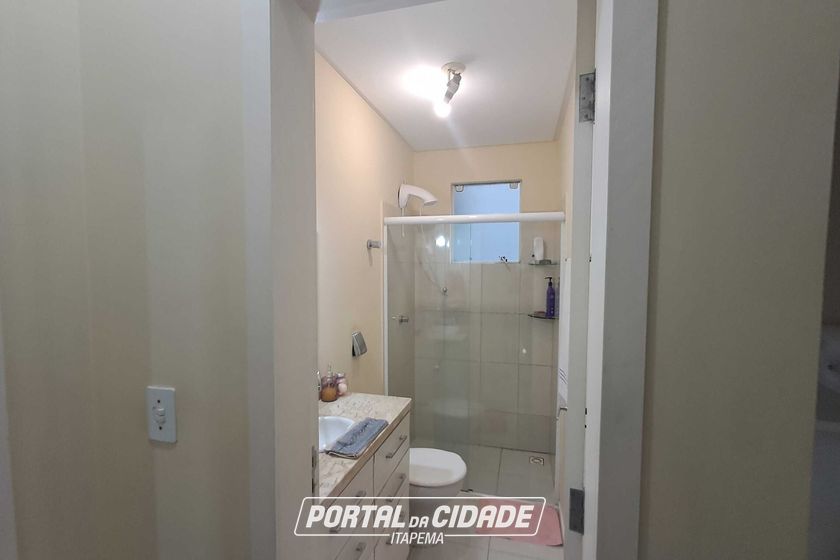 Apartamento &agrave; venda - 69m&sup2; - Meia Praia