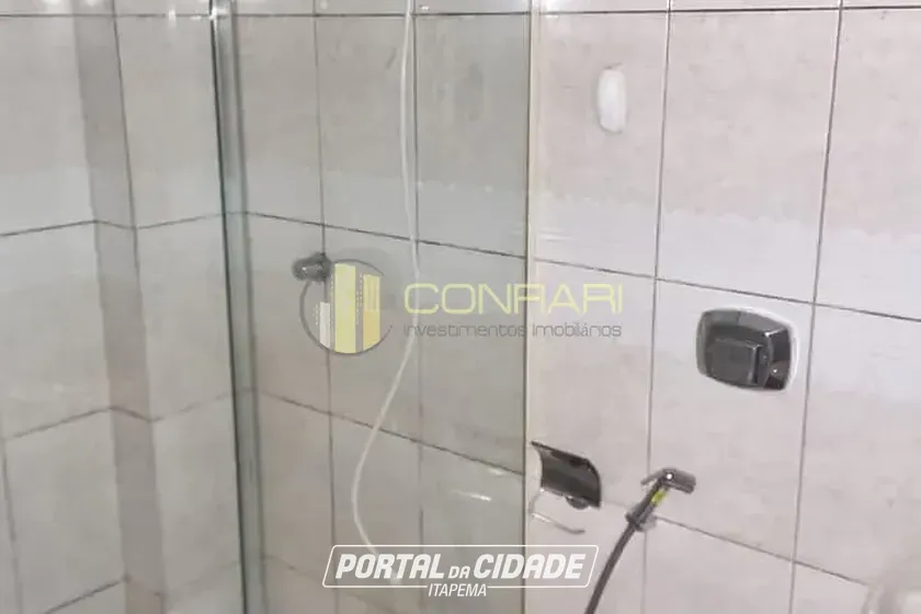 Apartamento &agrave; venda - 117m&sup2; - Meia Praia