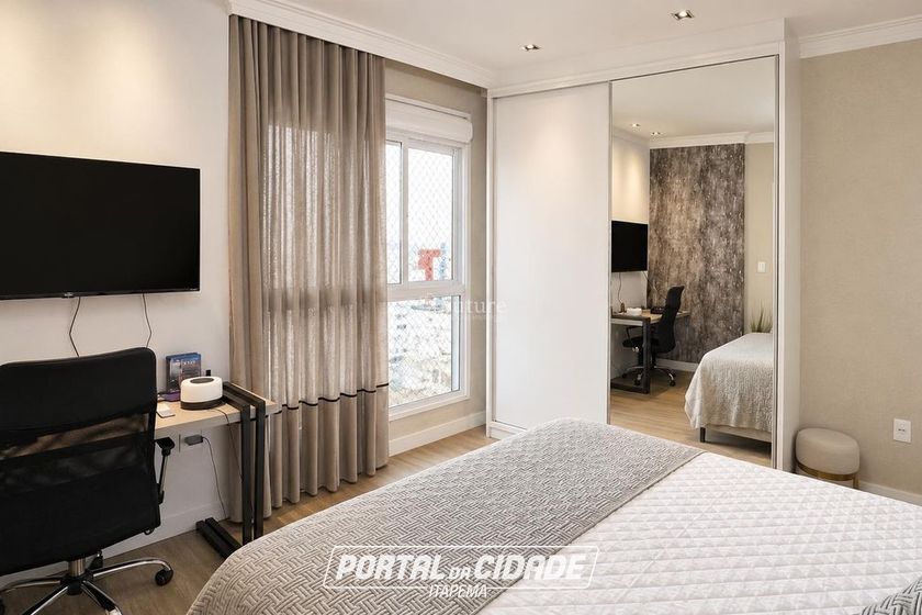 Apartamento &agrave; venda - 195m&sup2; - Meia Praia
