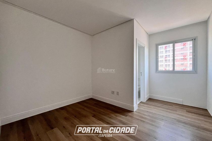 Apartamento &agrave; venda - 160m&sup2; - Centro