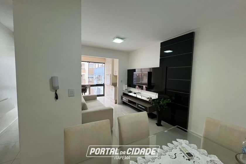 Apartamento para alugar - Meia Praia