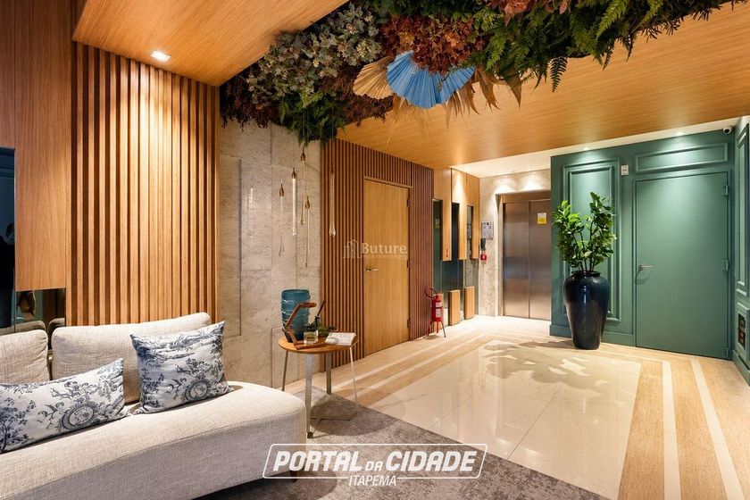 Apartamento &agrave; venda - 127m&sup2; - Meia Praia
