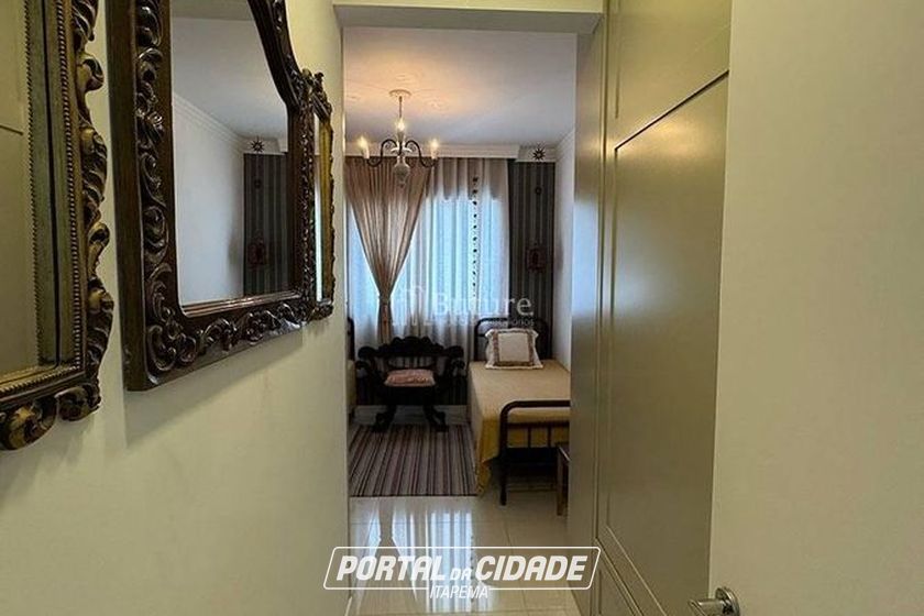 Apartamento &agrave; venda - Meia Praia