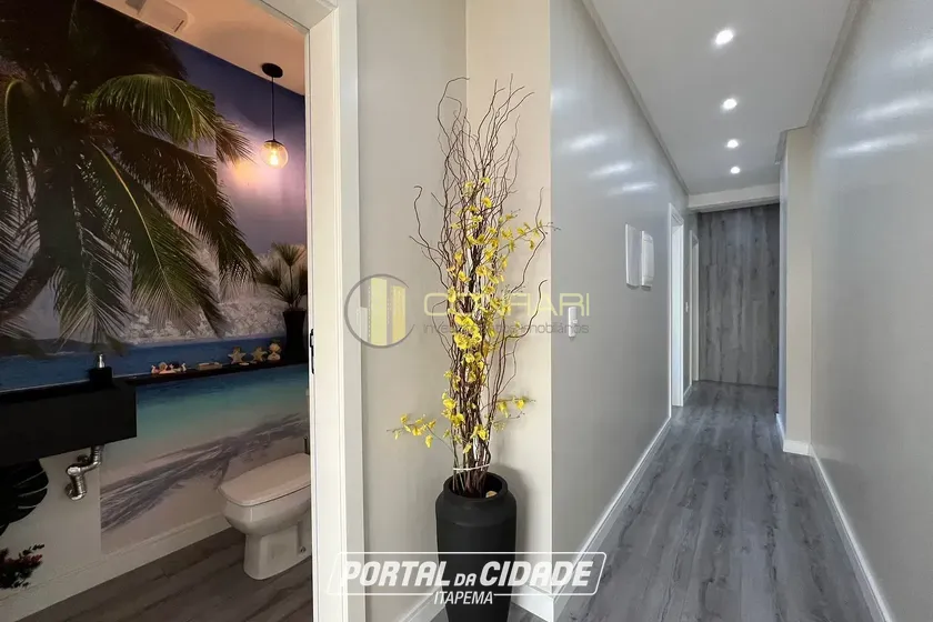 Apartamento &agrave; venda - 113m&sup2; - Meia Praia