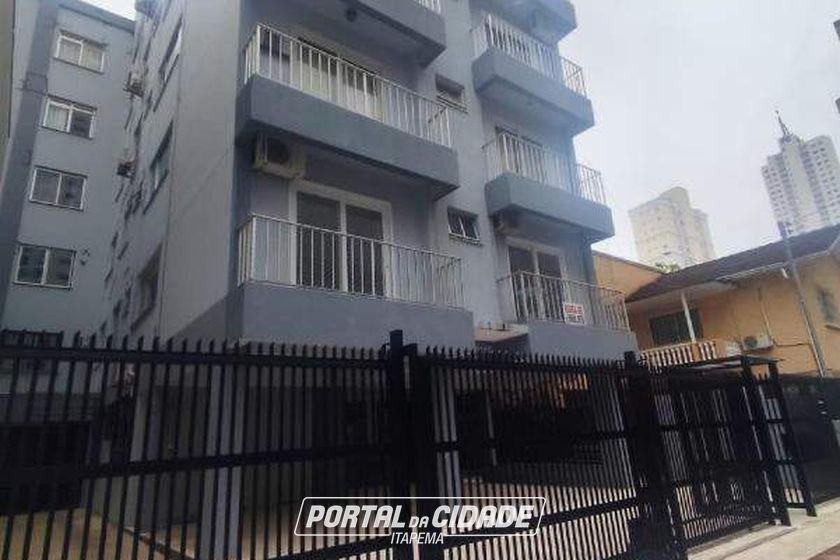 Apartamento para alugar - 45m&sup2; - Centro