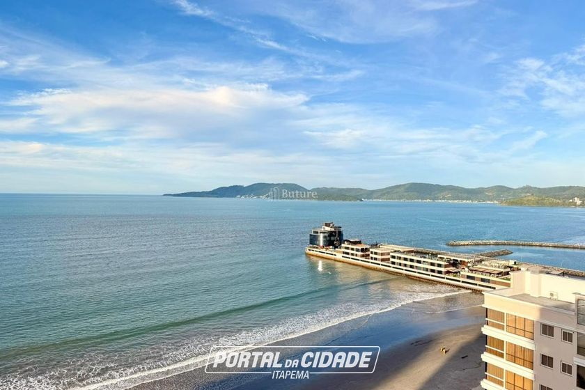 Apartamento &agrave; venda - 200m&sup2; - Meia Praia