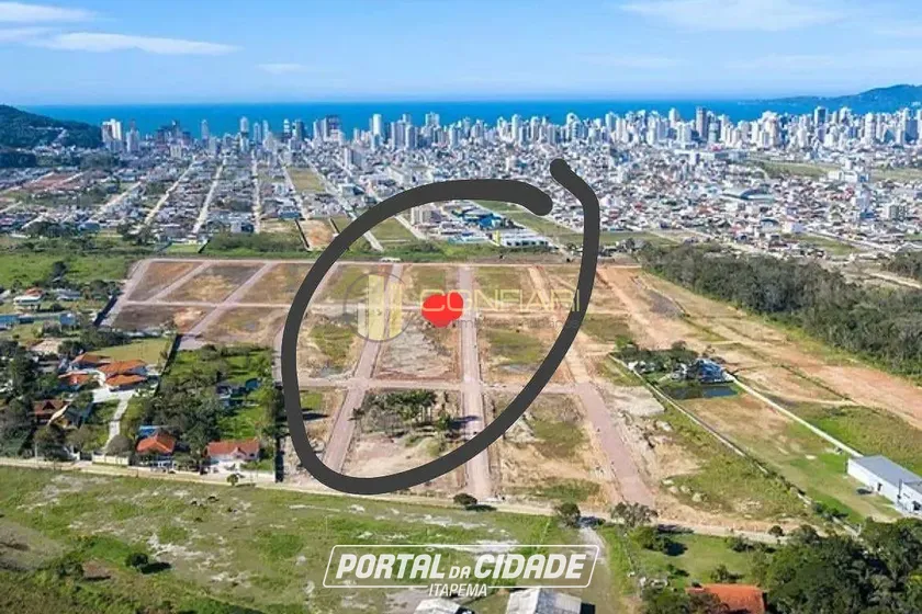 Terreno &agrave; venda - 200m&sup2; - Sert&atilde;o do trombudo