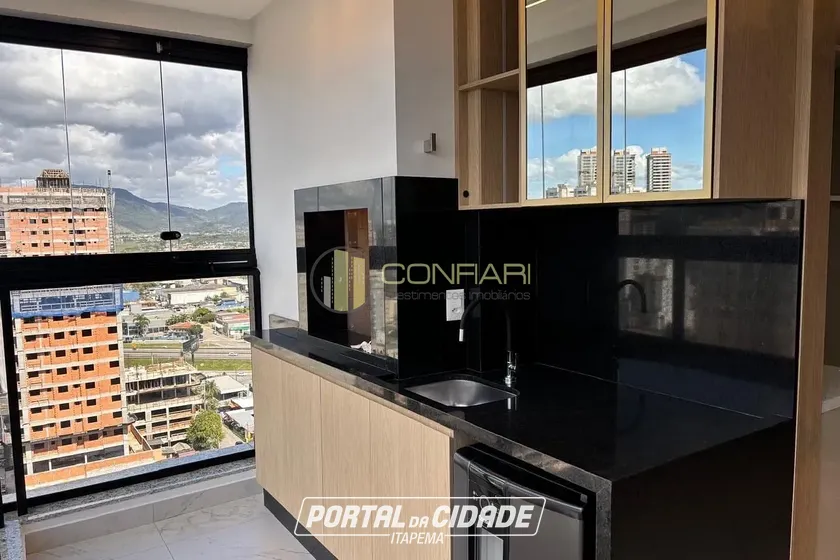 Apartamento &agrave; venda - 110m&sup2; - Meia Praia
