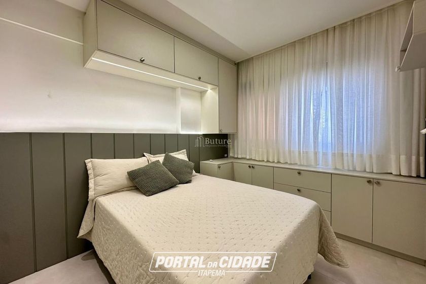 Apartamento &agrave; venda - 119m&sup2; - Meia Praia