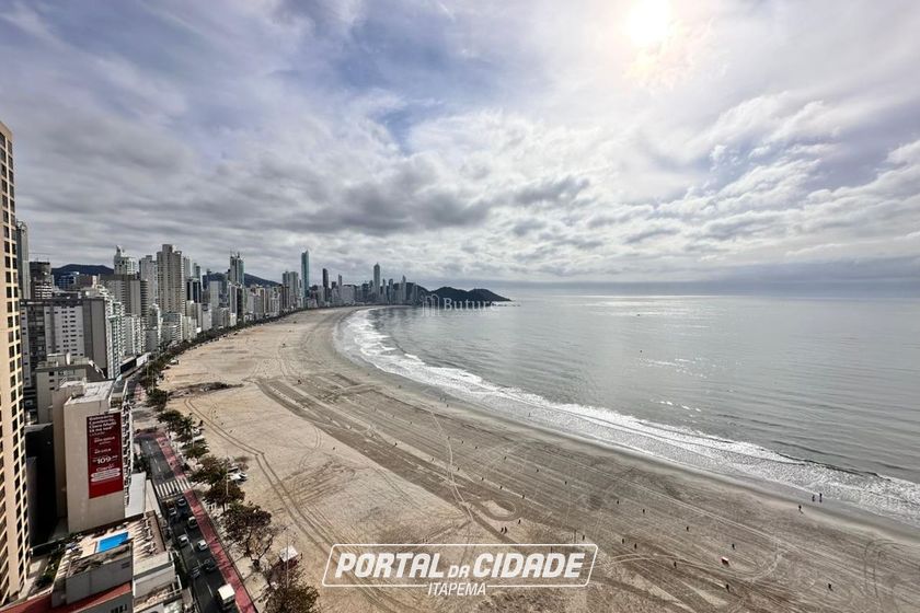 Apartamento &agrave; venda - 120m&sup2; - Centro