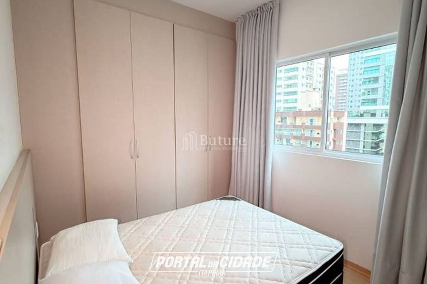Apartamento &agrave; venda - Meia Praia
