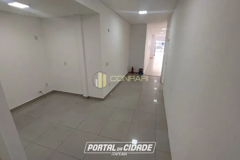 Sala Comercial para alugar - 125m&sup2; - Meia Praia