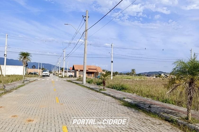 Terreno &agrave; venda - 205m&sup2; - 