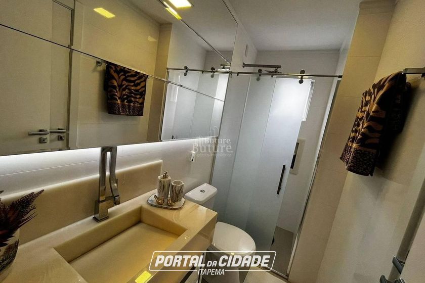 Apartamento &agrave; venda - Meia Praia