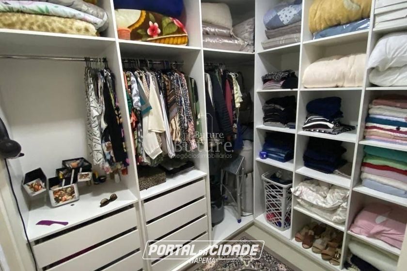 Apartamento &agrave; venda - Meia Praia