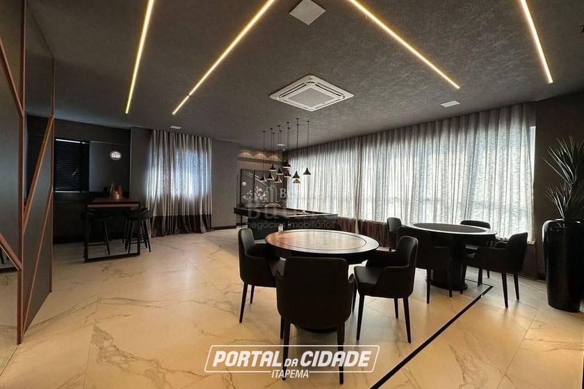 Apartamento &agrave; venda - Meia Praia