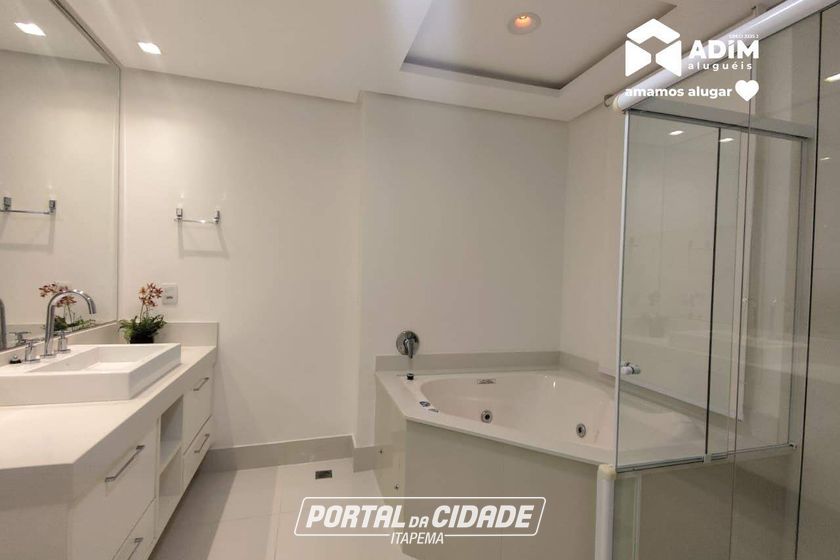 Apartamento para alugar - 230m&sup2; - Centro