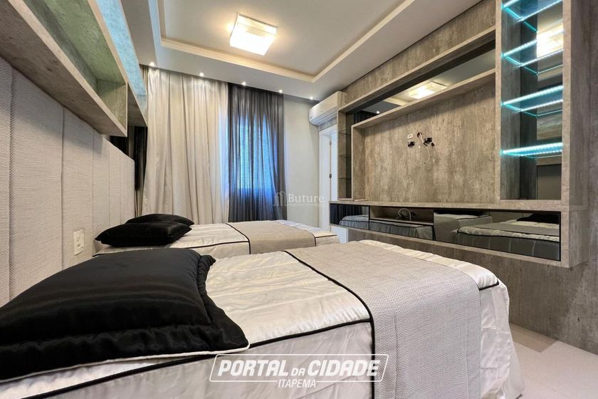 Apartamento &agrave; venda - 208m&sup2; - Meia Praia