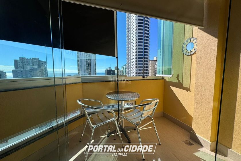 Apartamento &agrave; venda - 115m&sup2; - Centro