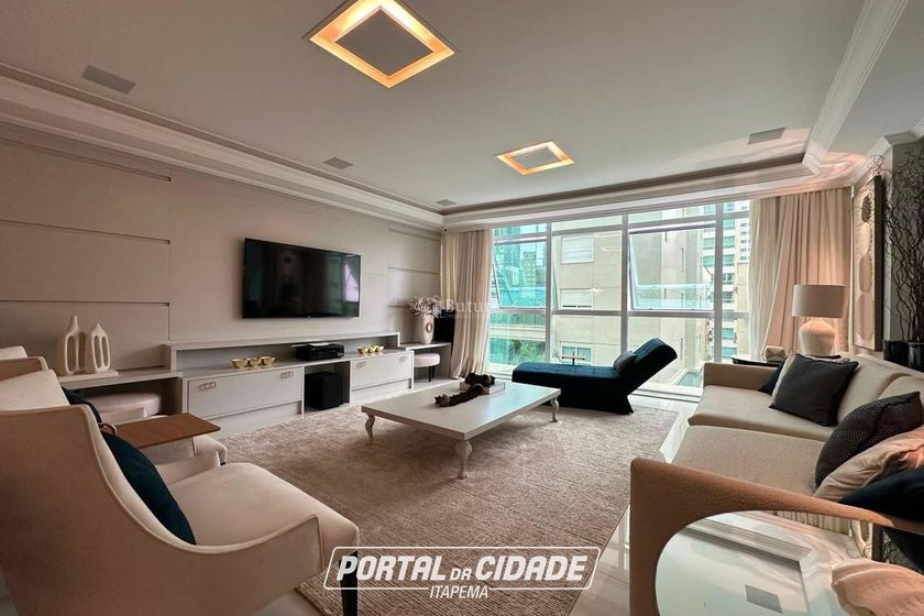Apartamento &agrave; venda - 281m&sup2; - Meia Praia