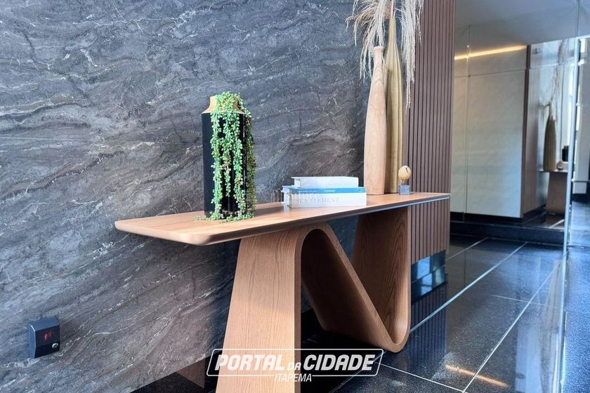 Apartamento &agrave; venda - 129m&sup2; - Centro