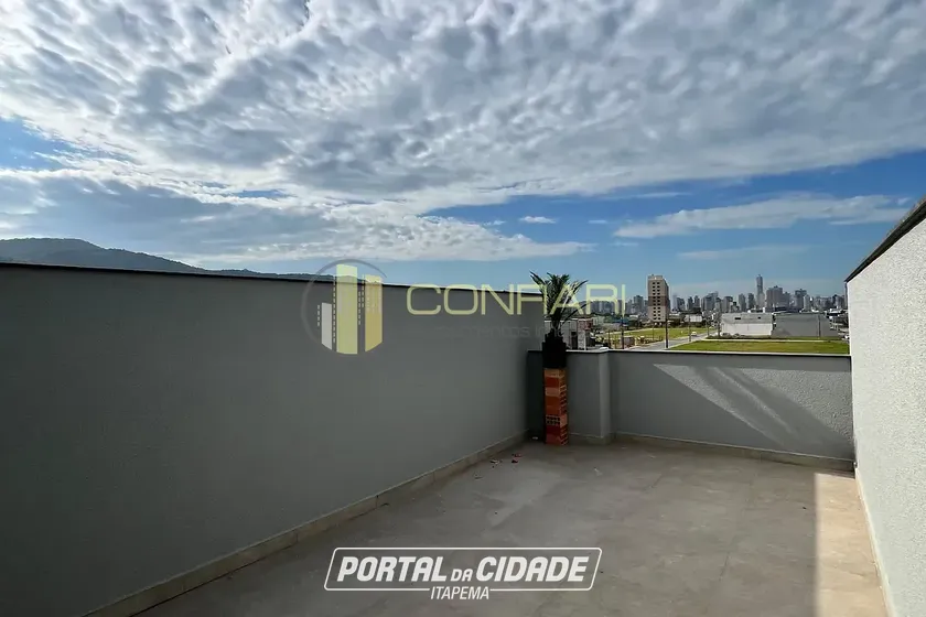 Sobrado &agrave; venda - 79m&sup2; - Sert&atilde;o do Trombudo