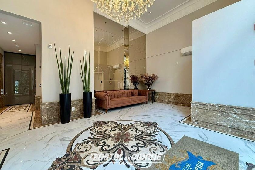 Apartamento &agrave; venda - 187m&sup2; - Meia Praia