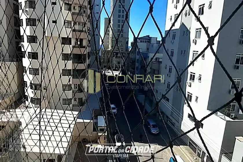 Apartamento para alugar - 163m&sup2; - meia praia