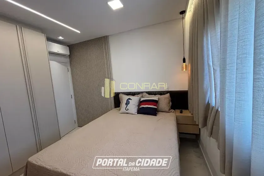 Apartamento &agrave; venda - 112m&sup2; - Meia Praia