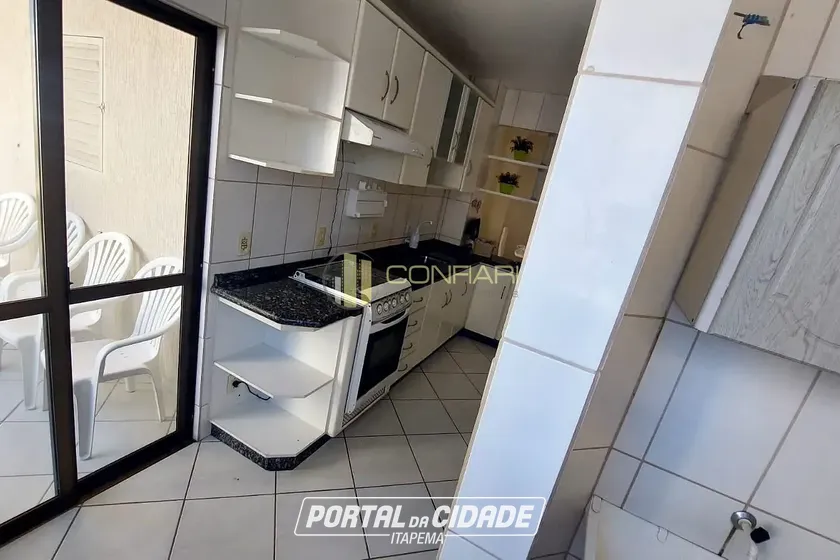 Apartamento para alugar - 163m&sup2; - meia praia