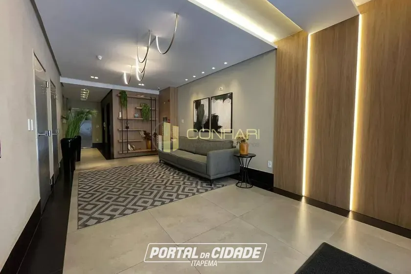 Apartamento &agrave; venda - 136m&sup2; - Meia praia