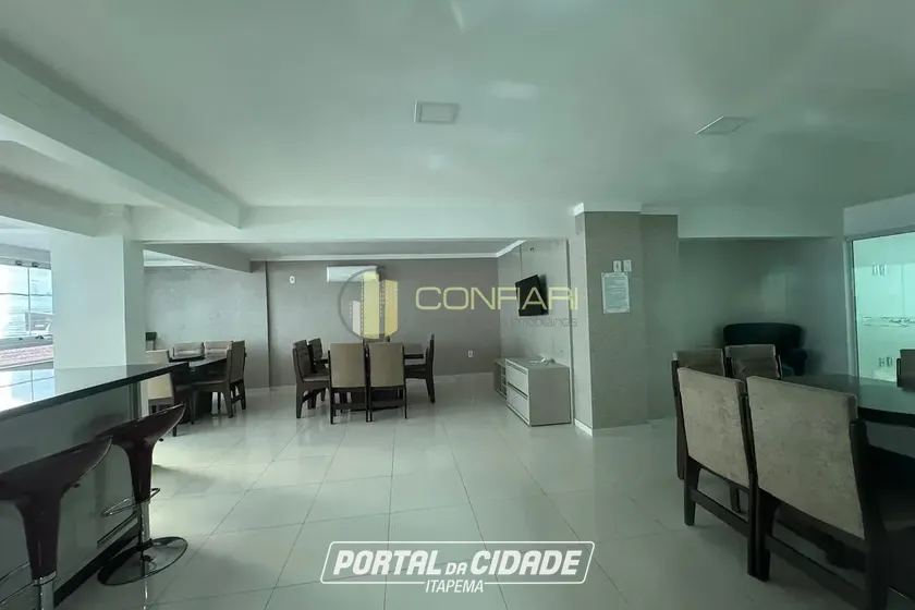 Apartamento &agrave; venda - 123m&sup2; - meia praia