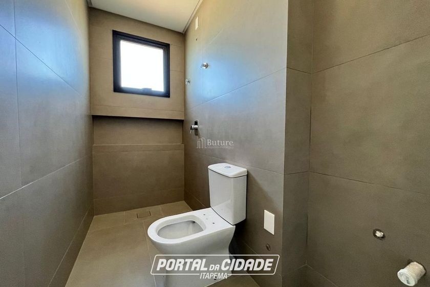Apartamento &agrave; venda - 200m&sup2; - Meia Praia